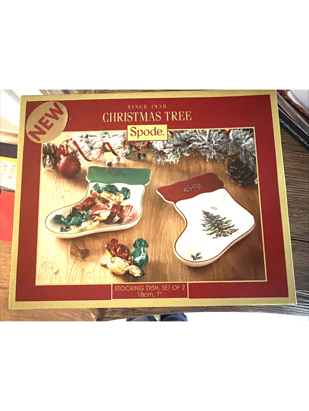 Spode Christmas Tree Stocking Dishes Set of 2 Red Green 7” NIB